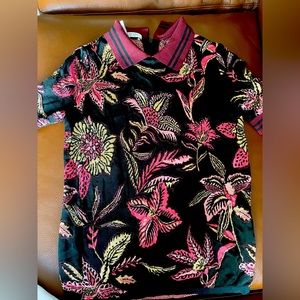 Scoth and soda bumble beach. Knitted tee